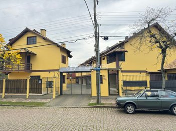 house em Rua Irmão Augusto Duflot, Serraria - Porto Alegre - RS