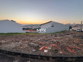 land_lot em Rua Professor Moacir Diniz, Castelinho - Piracicaba - SP