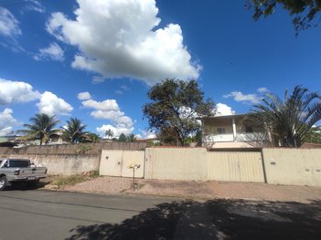 house em Rua Caetano Brandini, Colina dos Pinheiros - Valinhos - SP