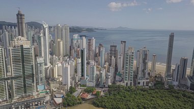 office em Rua 3750, Centro - Balneário Camboriú - SC