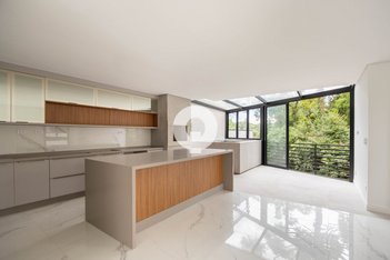 house em Rua Luiz Zilli, Campo Comprido - Curitiba - PR
