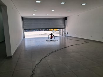 industrial em Rua Conceição, Centro - Ubatuba - SP