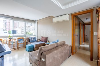 apartment em Rua Germano Petersen Júnior, Auxiliadora - Porto Alegre - RS