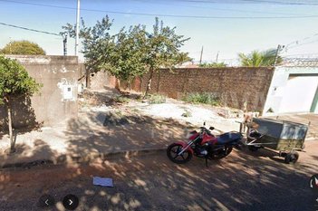 land_lot em Avenida Francisco Ribeiro, Segismundo Pereira - Uberlândia - MG