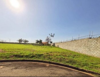 land_lot em Rodovia Valério Pedro da Silveira Martins, Residencial Fazenda Pinheirinho - Rio das Pedras - SP