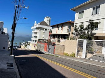 house em Fritz Muller, Coqueiros - Florianópolis - SC
