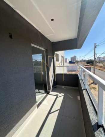 apartment em Avenida Ubirajara Zacharias, Novo Mundo - Uberlândia - MG