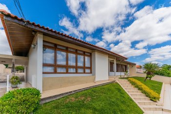 house em Rua Victor Hugo, Lindóia - Curitiba - PR