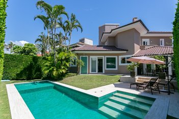 house em dos Búzios, Jurerê Internacional - Florianópolis - SC