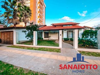 house em Rua Alfredo Heimerdinger, Centro - Santa Rosa - RS