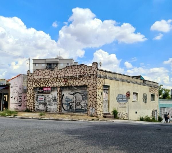 Excelente salão à venda na Rua das Heras, Vila Lúcia, em São Paulo