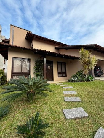 house em Rua Jacarepaguá, Bom Retiro - Joinville - SC