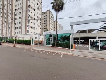 apartment em Rua Creusa Pereira Campos, Gleba Fazenda Palhano - Londrina - PR