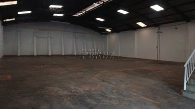 industrial em Avenida Dez de Dezembro, Nova - Londrina - PR