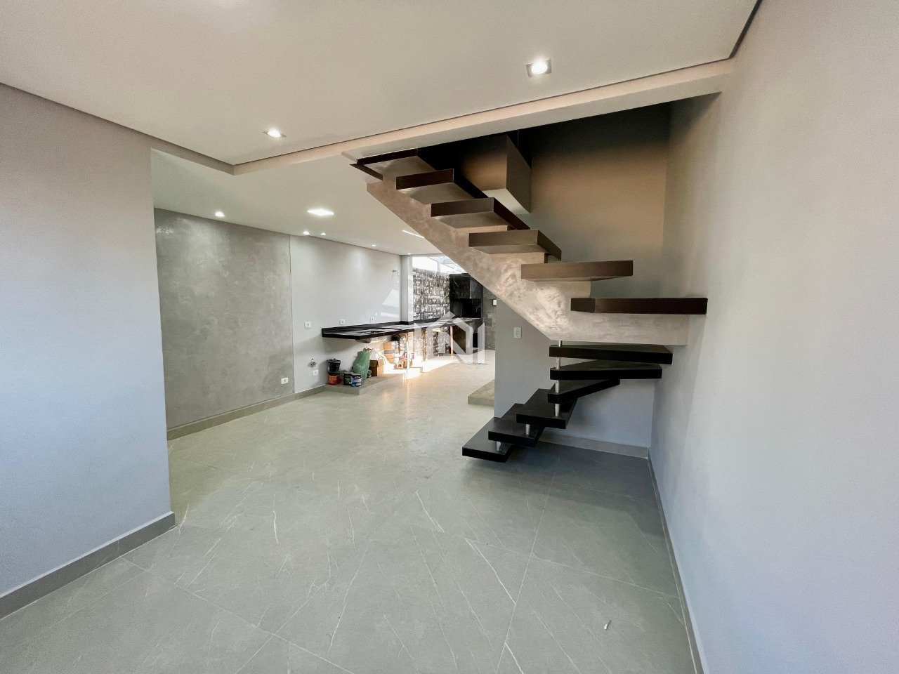 casa a venda no condominio buona vitta - sala de tv