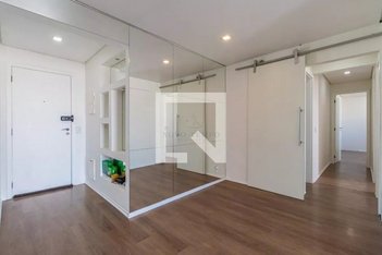 apartment em Rua Werner Goldberg, Jardim Tupanci - Barueri - SP