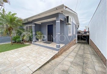 house em Rua Serafim Alencastro, Sarandi - Porto Alegre - RS