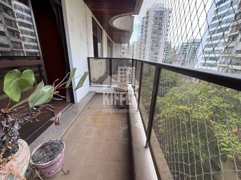apartment em Praia Canto do Rio, Icaraí - Niterói - RJ
