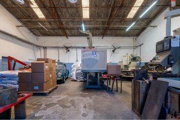 industrial em Avenida Montemagno, Chácara Belenzinho - São Paulo - SP