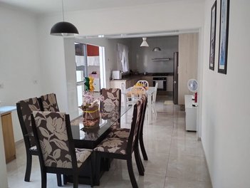 house em Rua Lupe Cotrin, Vila Liberdade - Jundiaí - SP