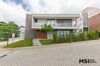 house em Estrada da Mina do Ouro, Santo Inácio - Curitiba - PR