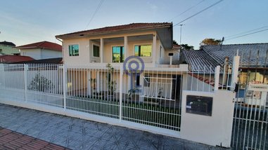 house em Rua Accácio Pinto da Luz, Serraria - São José - SC