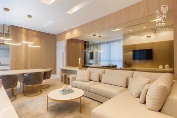 apartment em Rua Myltho Anselmo da Silva, Mercês - Curitiba - PR