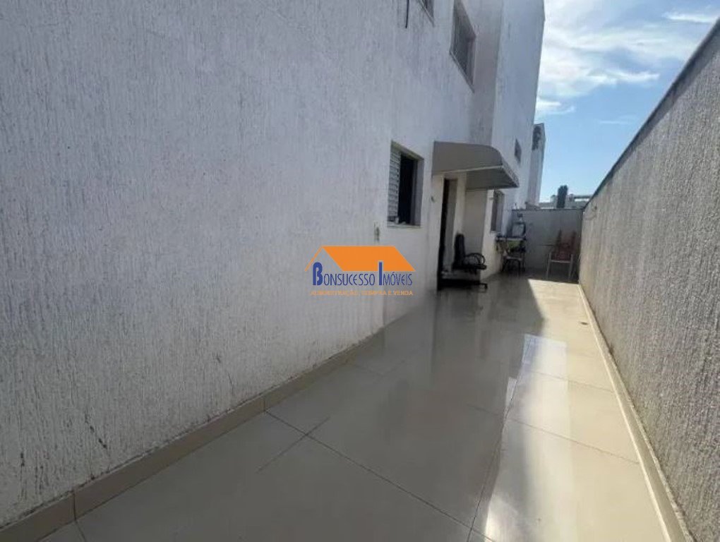 Apartamento com 3 quartos — Planalto, Belo Horizonte