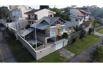 house em Rua Ernesto Casagrande, Santo Inácio - Curitiba - PR