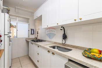 apartment em Rua Alberto Otto, Santa Cândida - Curitiba - PR