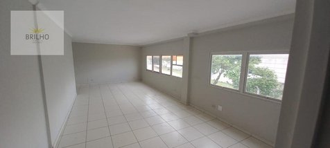 industrial em Avenida Doutor Humberto Giannella, Jardim Belval - Barueri - SP