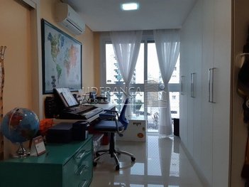 apartment em Haroldo Soares Glavan, Cacupé - Florianópolis - SC