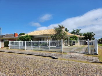 house em Rua Guatapi, Xangri-Lá - Xangri-Lá - RS