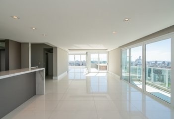 apartment em Rua Quintino Bocaiúva, Rio Branco - Porto Alegre - RS