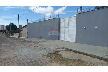 industrial em Rua Eletricista Elias Ferreira, Candelária - Natal - RN