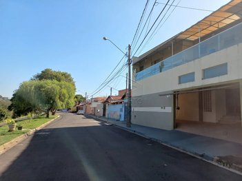 house em Rua Primeiro de Maio, Jardim Dom Henrique - Botucatu - SP