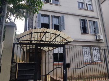 apartment em Rua Luzitana, Higienópolis - Porto Alegre - RS