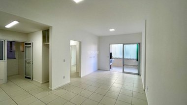 apartment em Rua Silvio Lopes Araújo, Rio Tavares - Florianópolis - SC