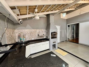 house em Rua Aniceto Pereira, Tubalina - Uberlândia - MG