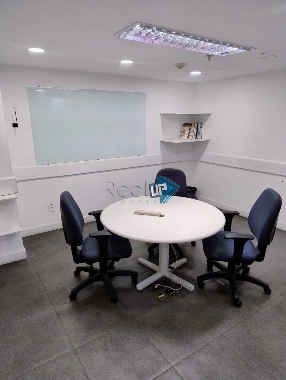 d5355b26-4ee1-46ba-acdc-6a6bfa23dd67