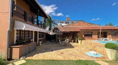 house em Rua Bernardino de Oliveira Fonseca, Centro - Gravataí - RS