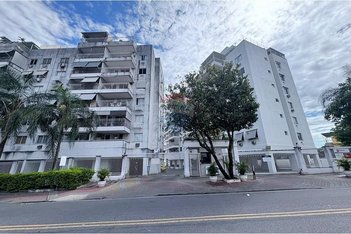 apartment em Rua Quiririm, Vila Valqueire - Rio de Janeiro - RJ