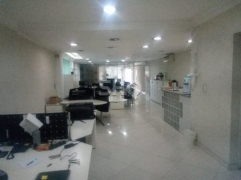 commercial_property em Rua Voluntários da Pátria, Santana - São Paulo - SP