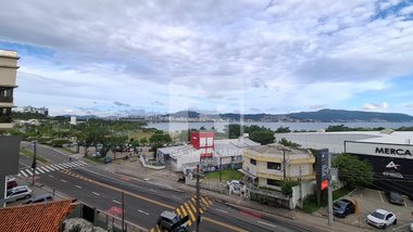 apartment em Avenida Engenheiro Max de Souza, Coqueiros - Florianópolis - SC
