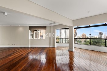 apartment em Rua Carneiro Lobo, Água Verde - Curitiba - PR