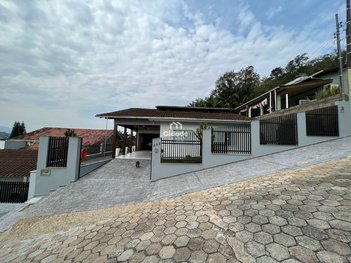 house em Rua Maria Antônia da Silva Mascarenhas, Ilha da Figueira - Jaraguá do Sul - SC