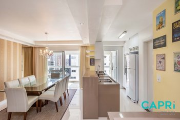 apartment em Rua Romédio Dorigo, Água Verde - Curitiba - PR