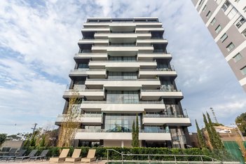 apartment em Rua Doutor Helmuth Weinmann, Jardim Europa - Porto Alegre - RS