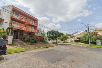 house em Barbosa Gonçalves, Chácara das Pedras - Porto Alegre - RS