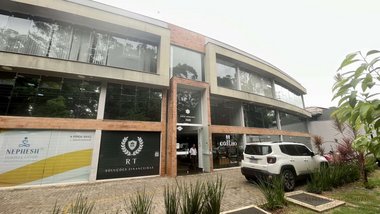 office em Rua Wenceslau Braz, Hedy - Londrina - PR